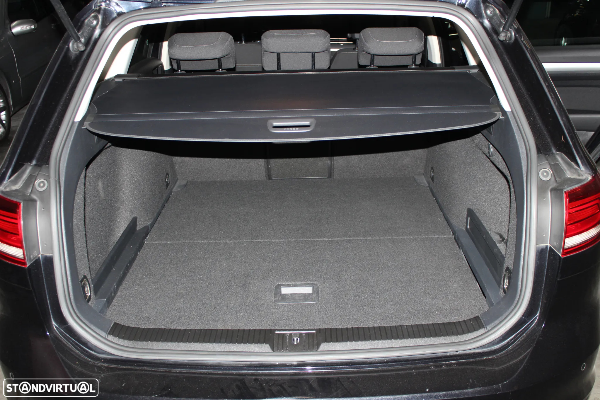 VW Passat Variant 1.6 TDI Confortline DSG - 5
