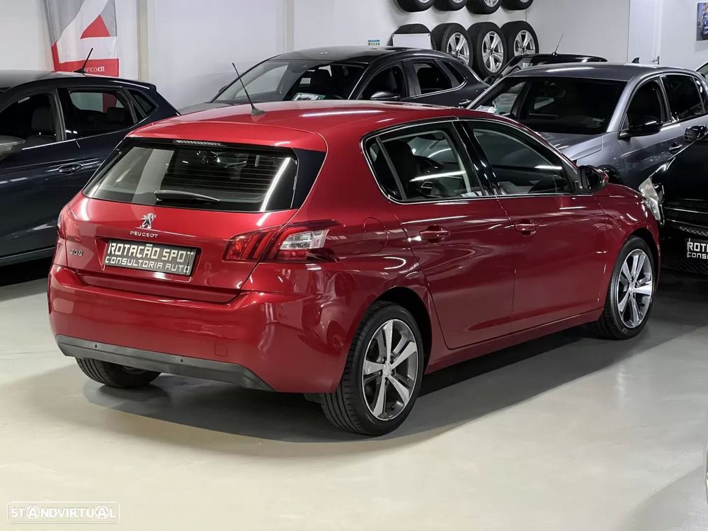 Peugeot 308 1.2 PureTech Style J17 - 2