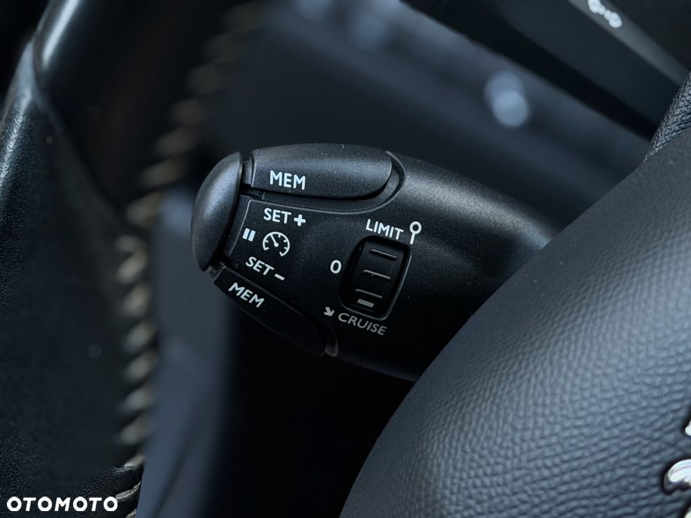 Peugeot 308 BlueHDi 150 EAT6 Stop & Start Allure - 31