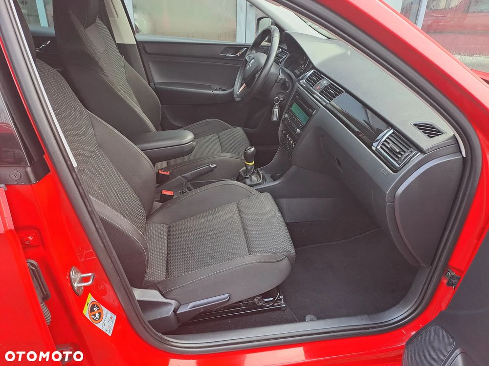 Skoda RAPID 1.2 TSI Style+ - 26