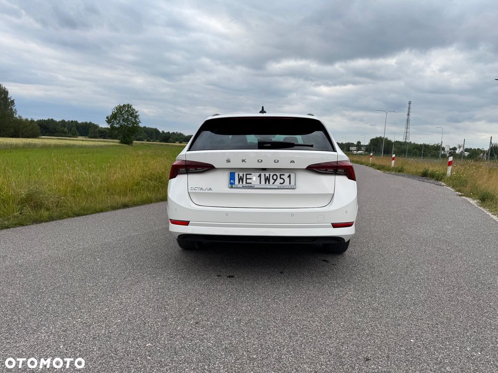 Skoda Octavia 2.0 TDI Active - 6