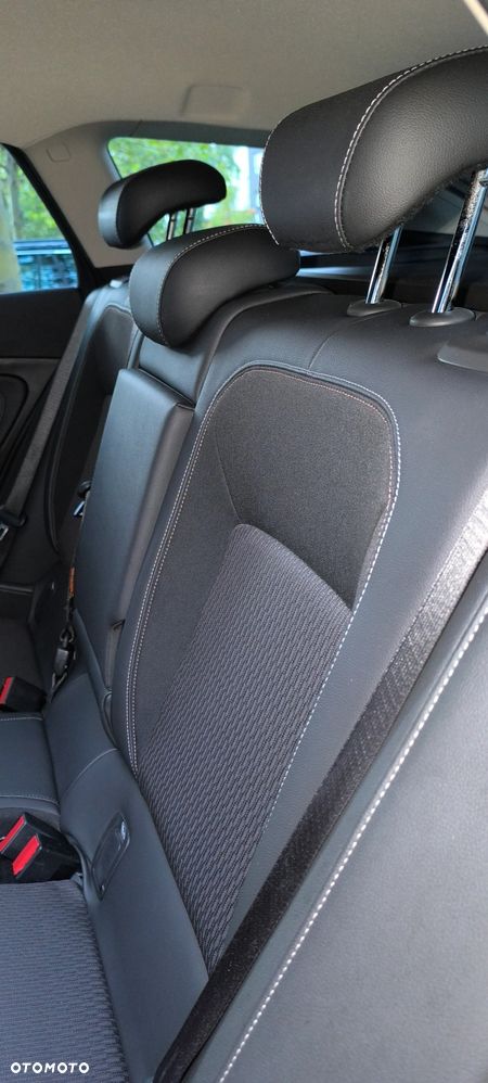 Opel Insignia 1.5 T Elite S&S - 8