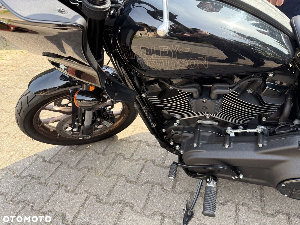 Harley-Davidson Softail Low Rider - 11