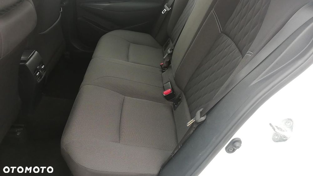 Toyota Corolla 1.8 Hybrid Comfort - 22