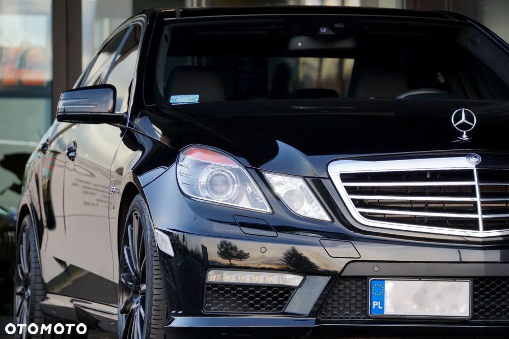 Mercedes-Benz Klasa E 63 AMG AMG Speedshift 7G-MCT - 17
