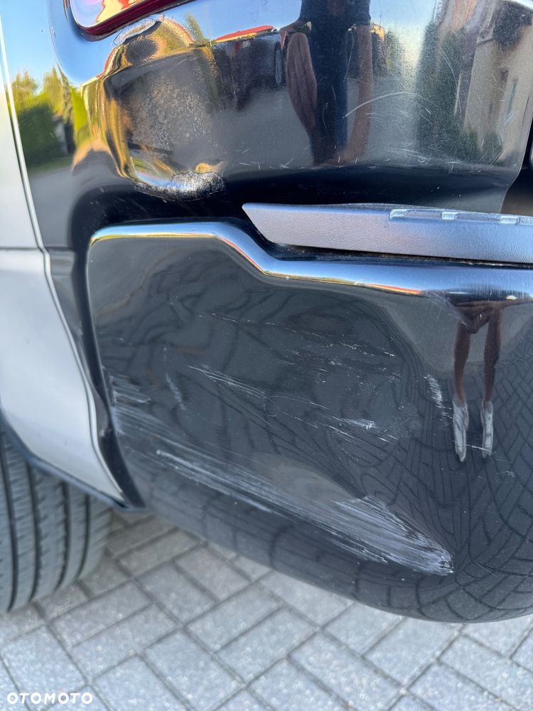 Dodge RAM 1500 5.7 4x4 - 18