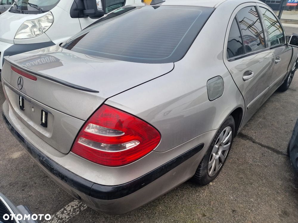 Mercedes E w211 cały na części - 2
