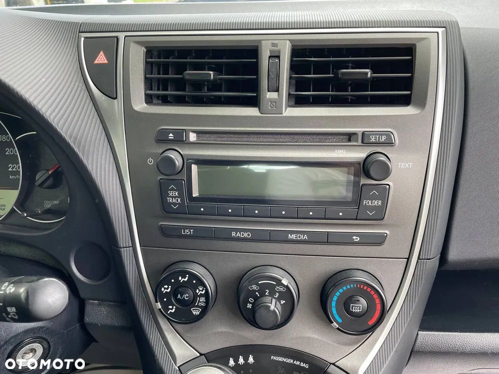 Toyota Verso S 1.4 D-4D Premium - 10