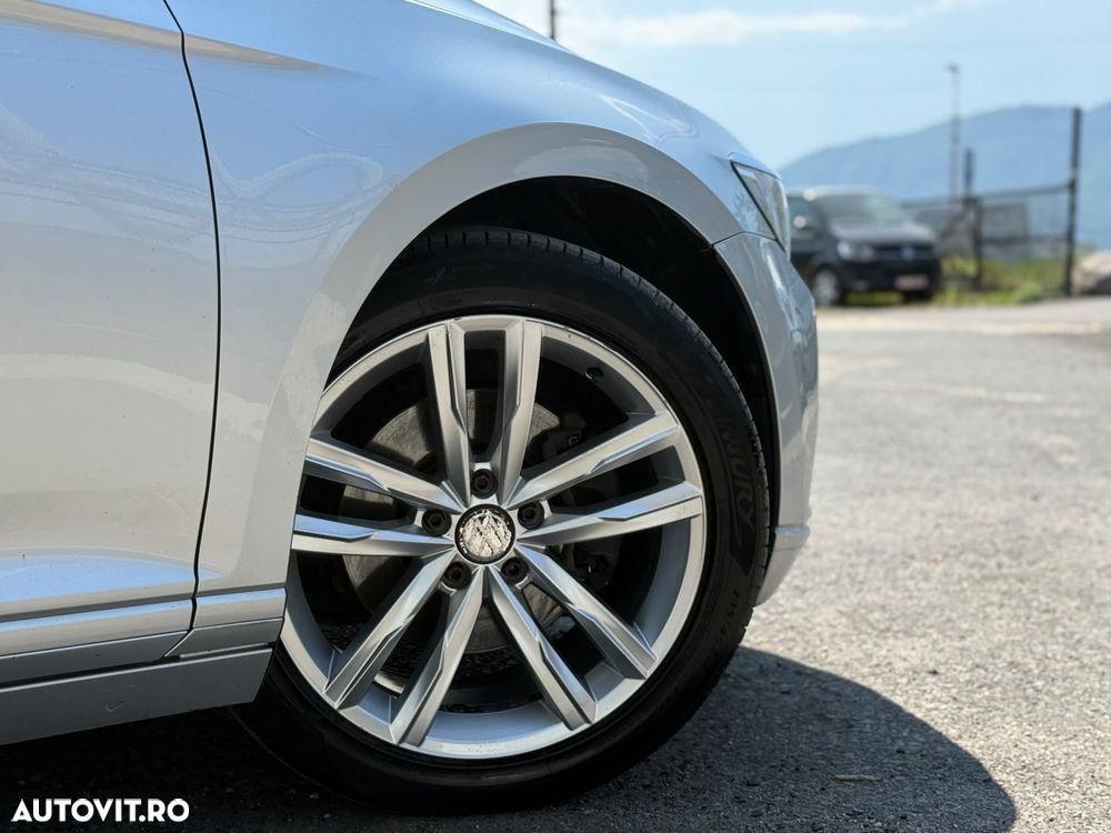 Volkswagen Passat - 8