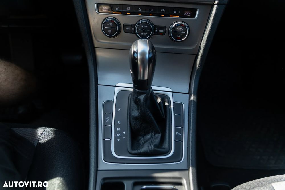 Volkswagen Golf 1.6 TDI DSG BMT Comfortline - 7