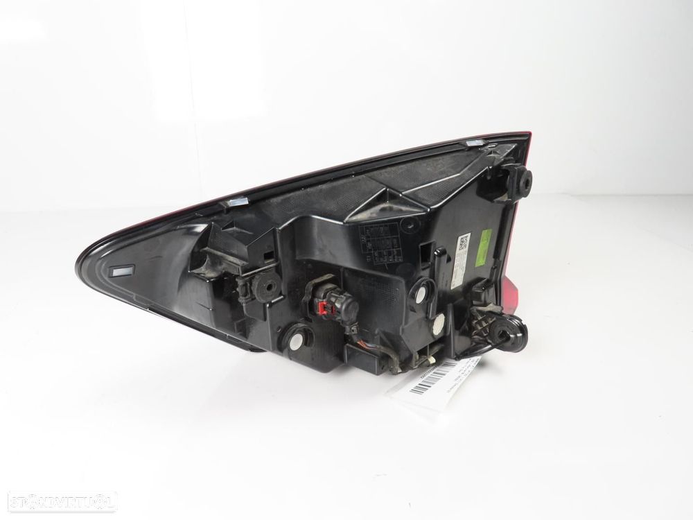 Farolim LED Direito/Trás Usado / Original BMW X1 (U11) 63219465352 - 5