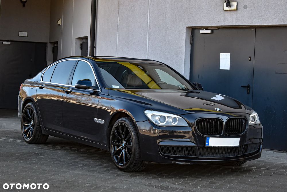 BMW Seria 7 740d Edition Exclusive - 27