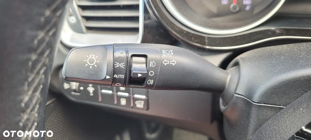 Kia Ceed 1.6 CRDi SCR L Business Line - 16