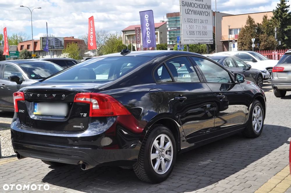 Volvo S60 T3 Kinetic - 9