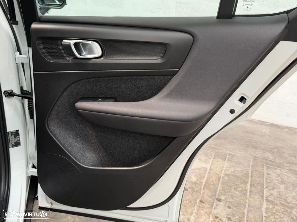 Volvo C40 Recharge Single Motor Core - 43