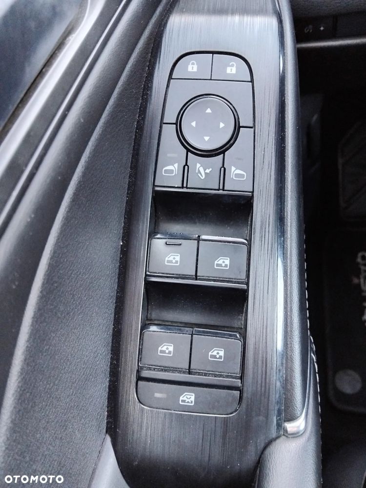Nissan Qashqai - 6