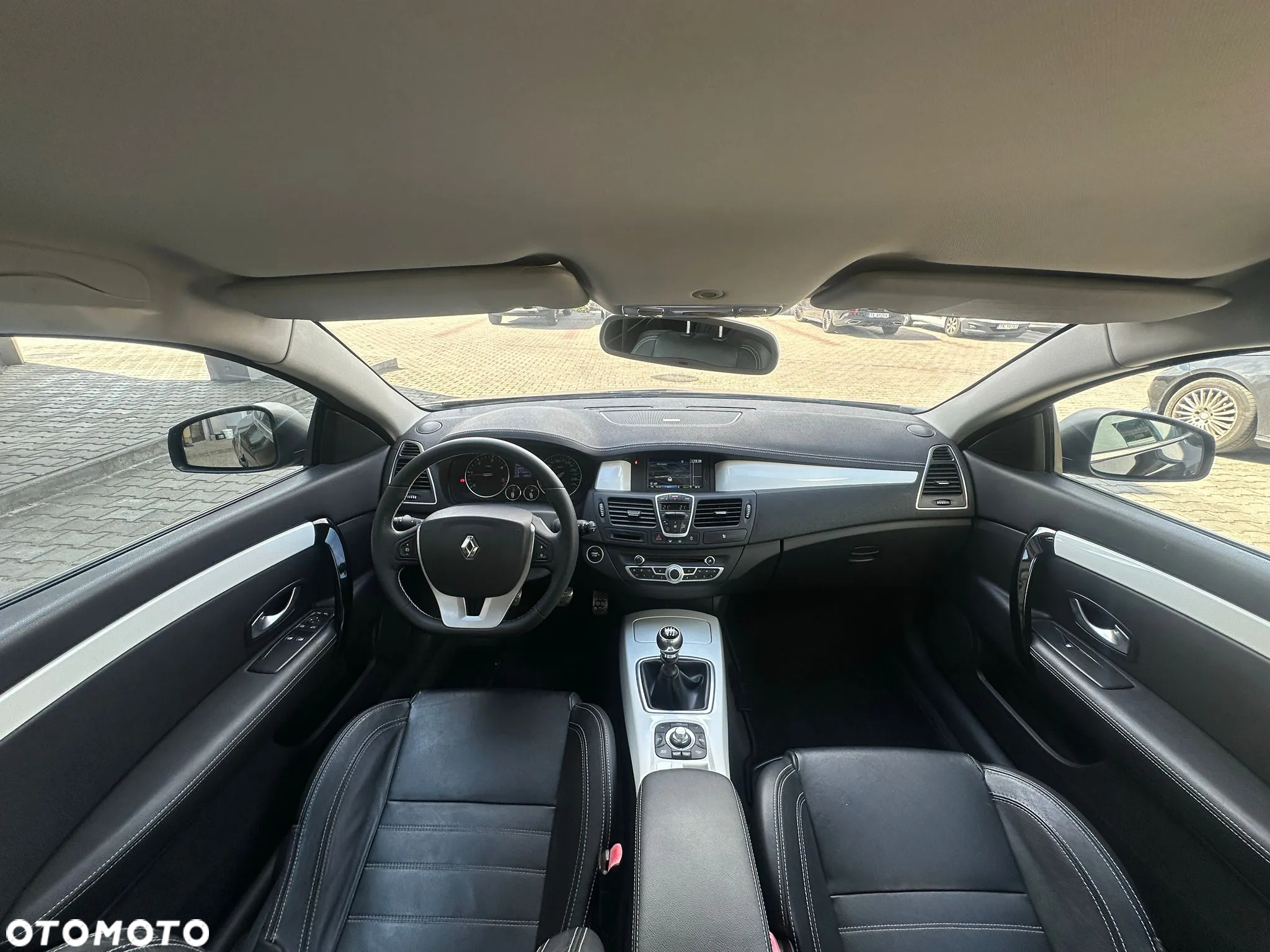 Renault Laguna 2.0 dCi Monaco GP2 - 5
