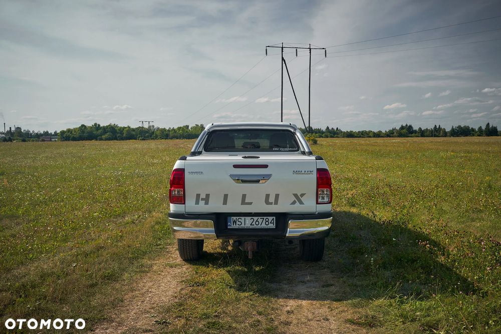 Toyota Hilux 2.4 D-4D Double Cab SR5 4x4 - 6