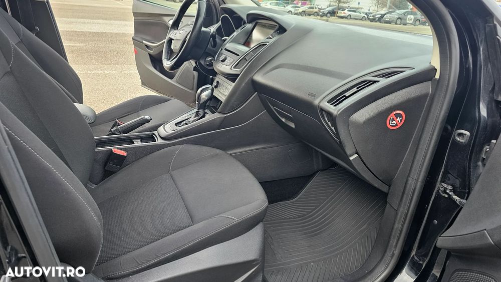 Ford Focus - 7