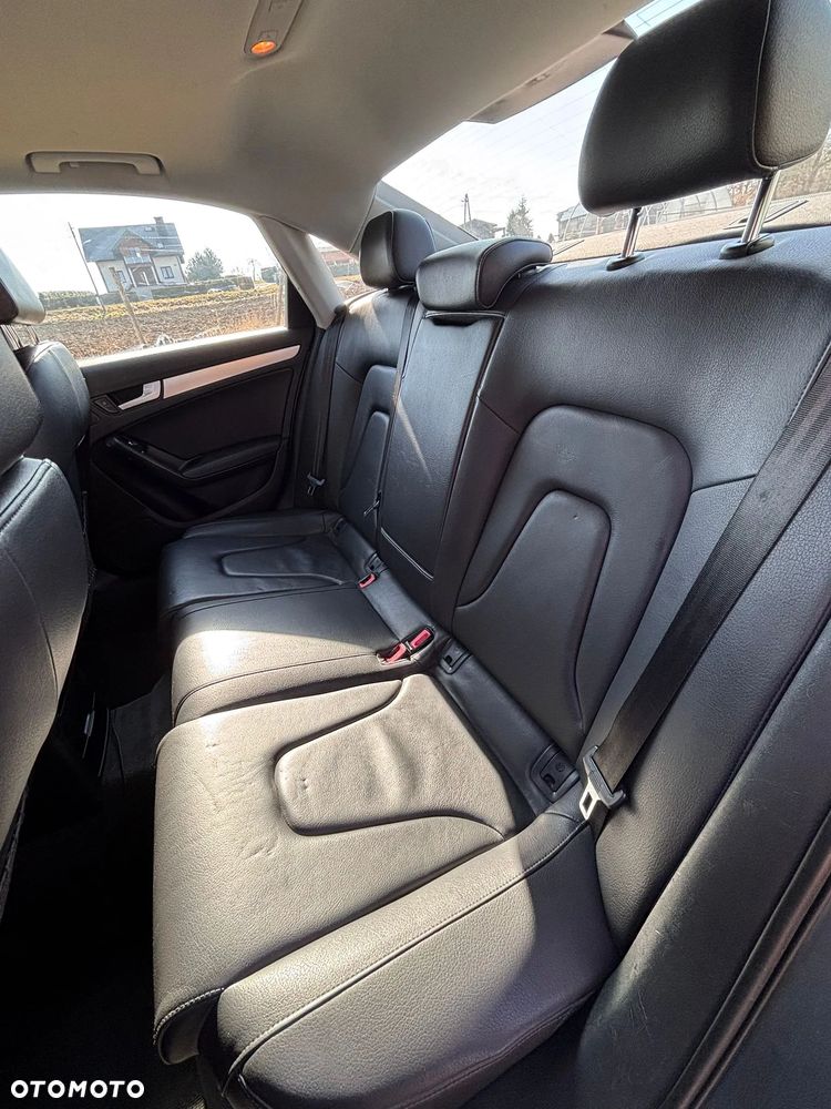 Audi A4 Limousine - 9