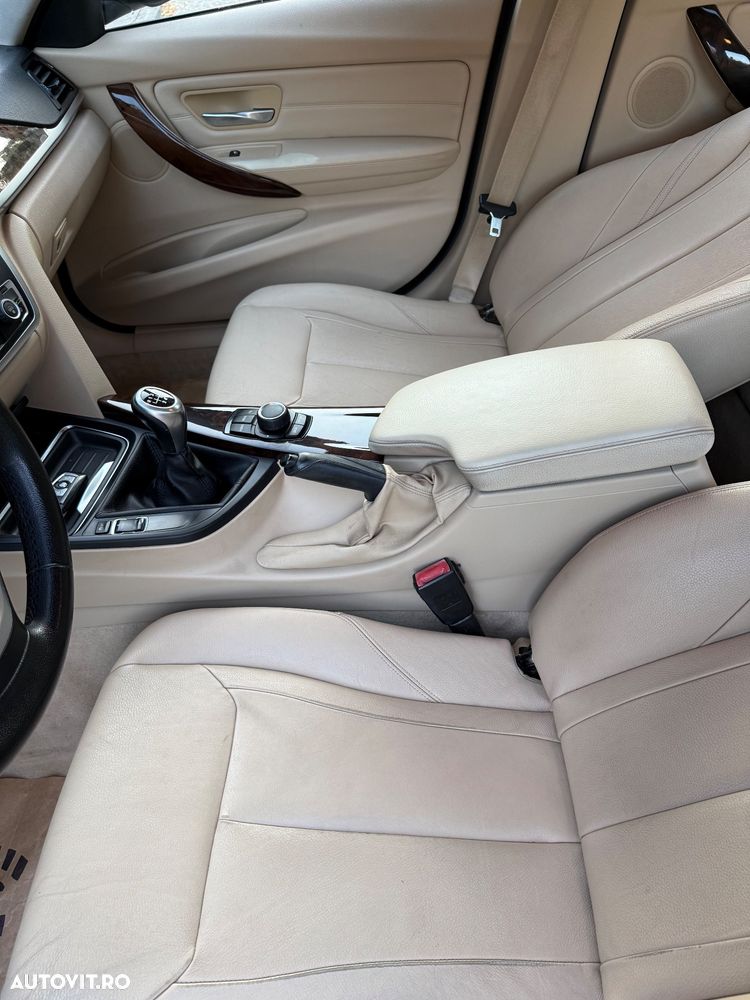 BMW Seria 3 320d Efficient Dynamics Edition - 18