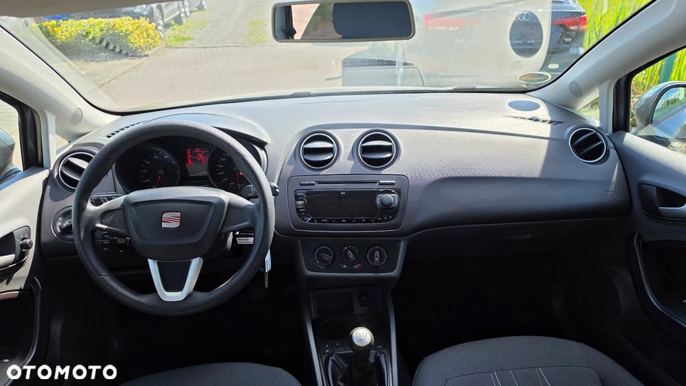Seat Ibiza 1.4 16V Reference - 9