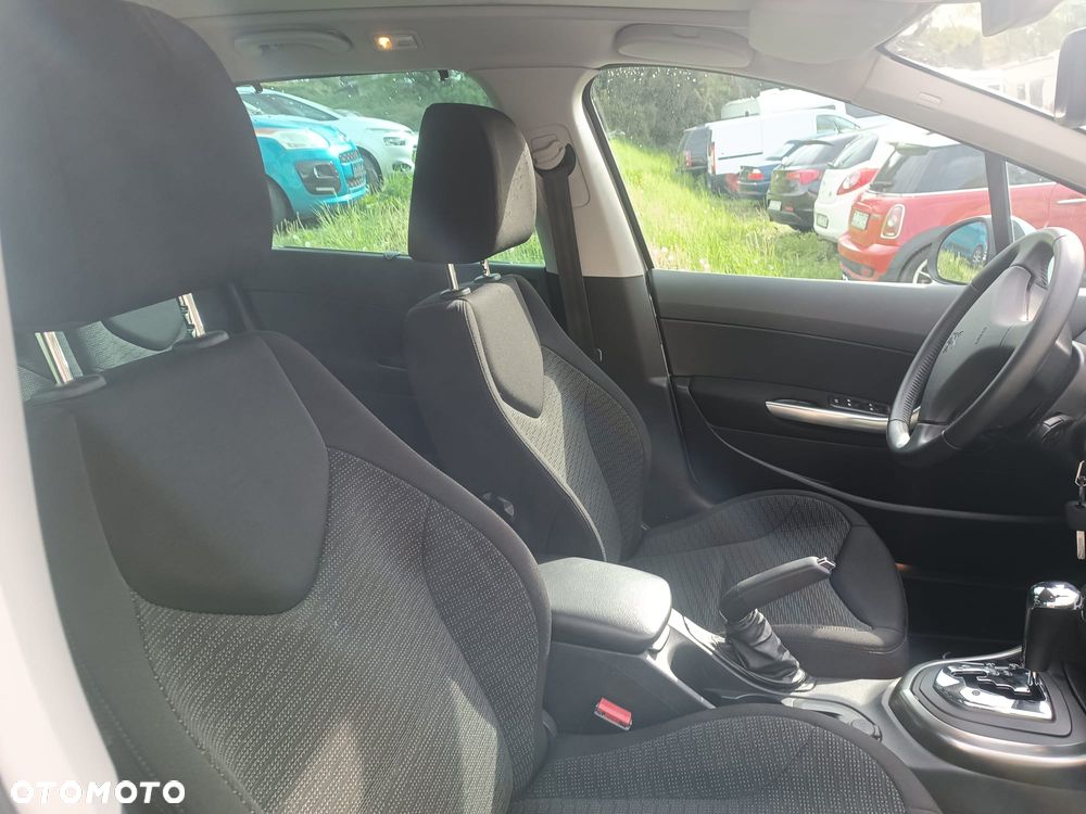 Peugeot 308 155 THP Automatik Platinum - 16