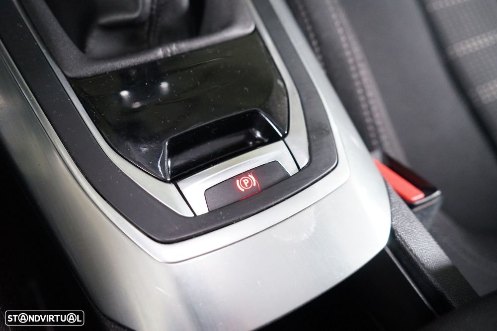 Peugeot 308 1.6 e-HDi Allure - 25