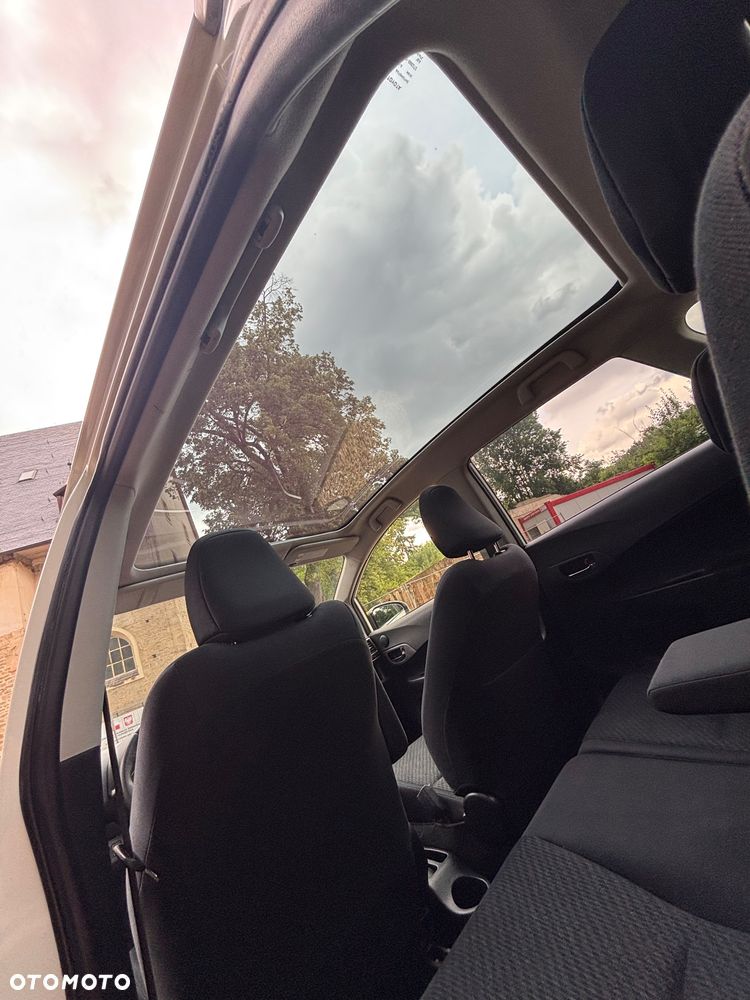 Toyota Verso S 1.33 Premium - 20