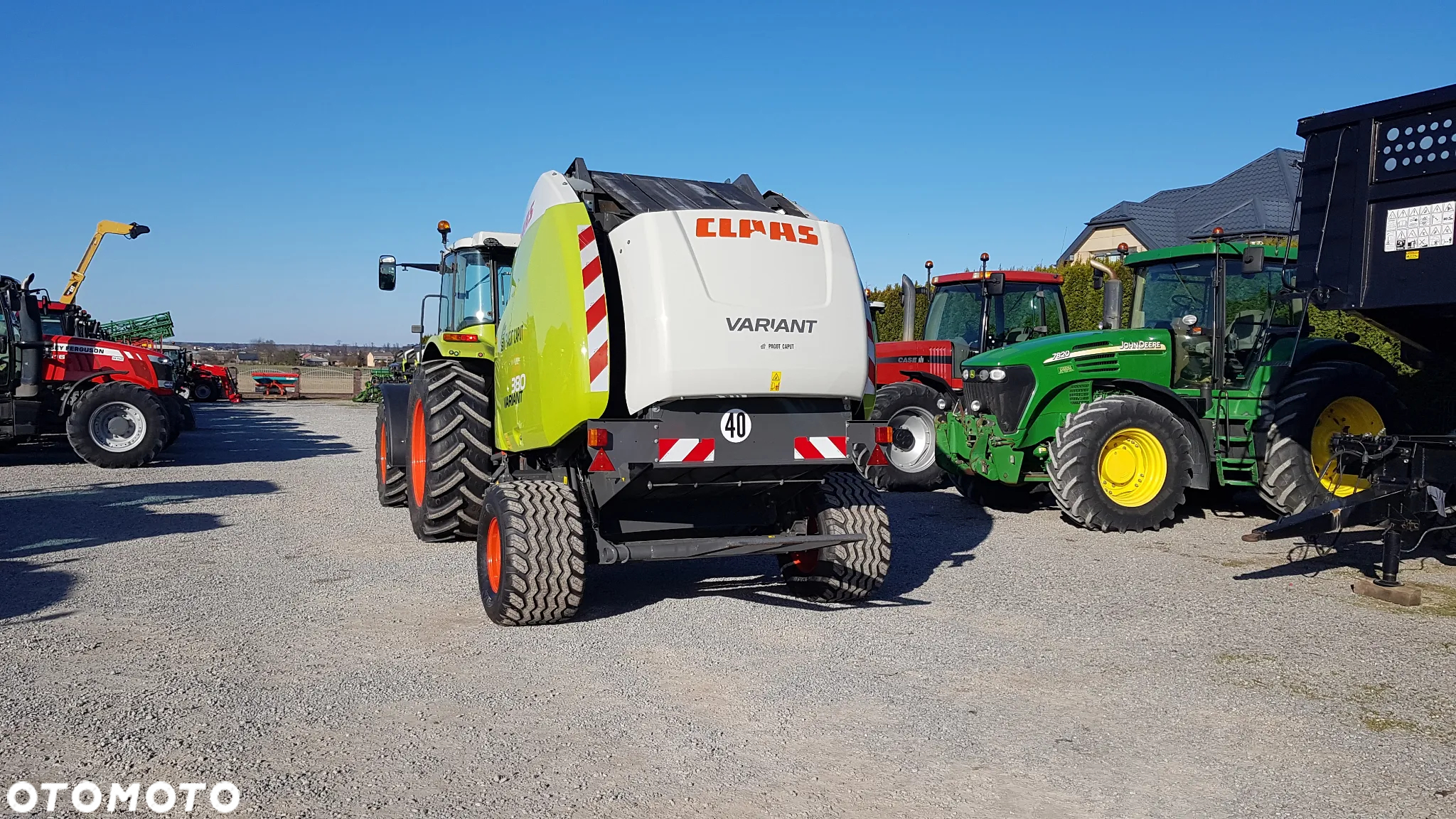 Claas VARIANT 380 - 7