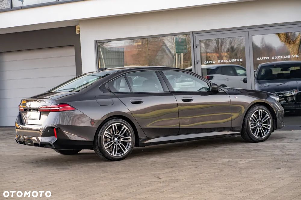 BMW Seria 5 - 26