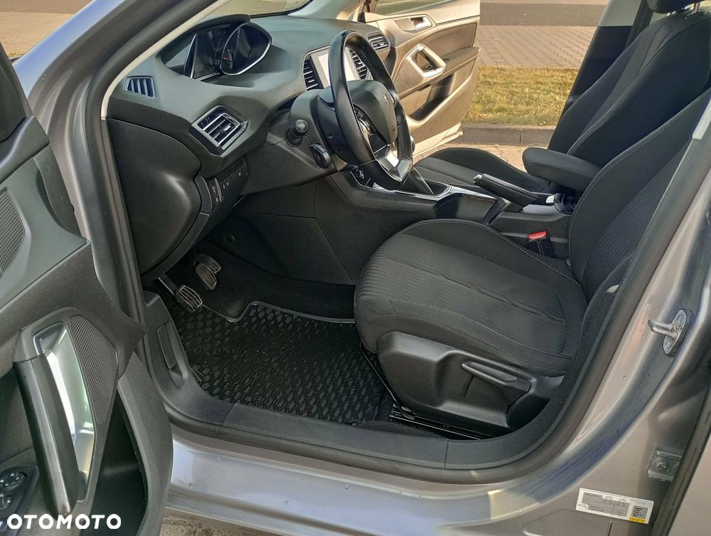 Peugeot 308 1.6 BlueHDi Active S&S - 12