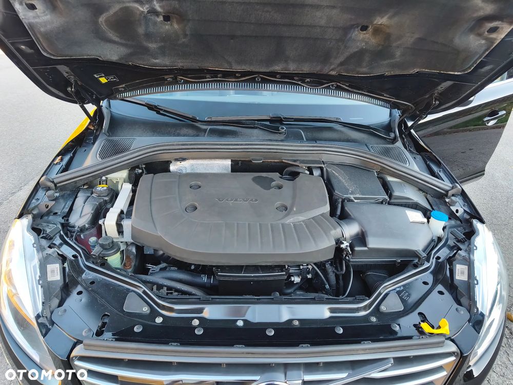 Volvo XC 60 D4 AWD Geartronic Momentum - 29