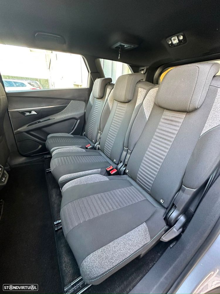 Peugeot 5008 1.2 PureTech Allure EAT8 - 10