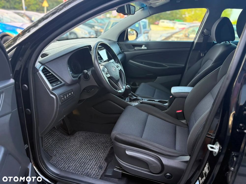 Hyundai Tucson blue 1.7 CRDi 2WD DCT Style - 18