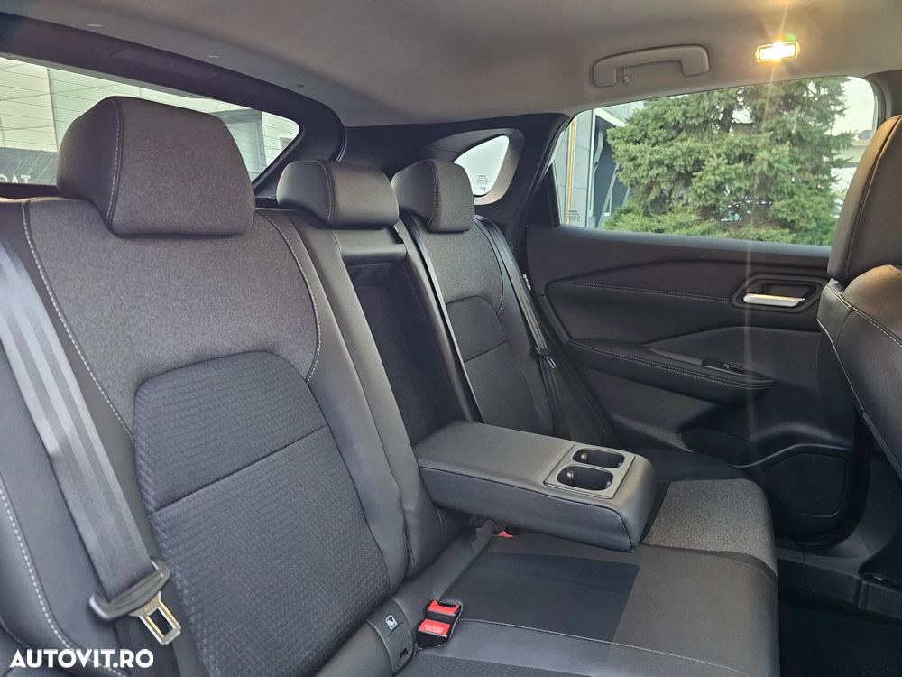 Nissan Qashqai 1.3 l MHEV X-Tronic N-Connecta - 13