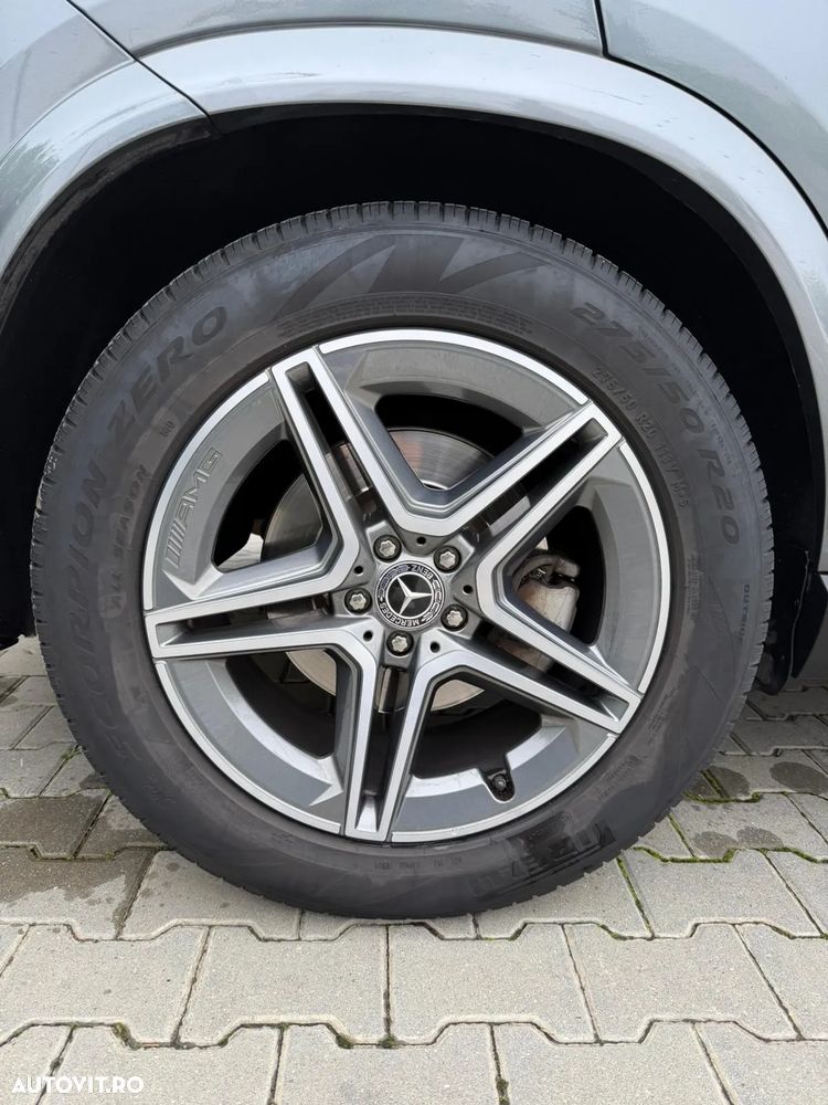 Mercedes-Benz GLE - 31