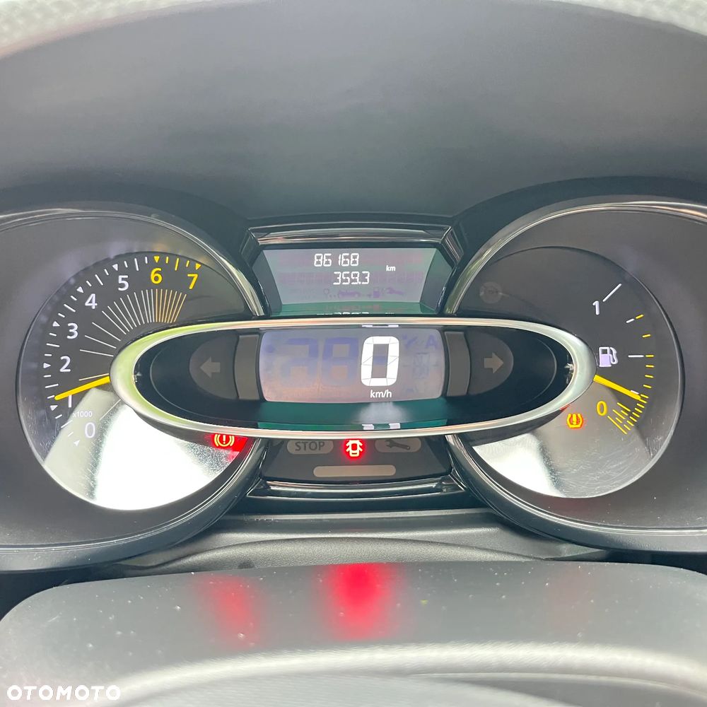Renault Clio - 14