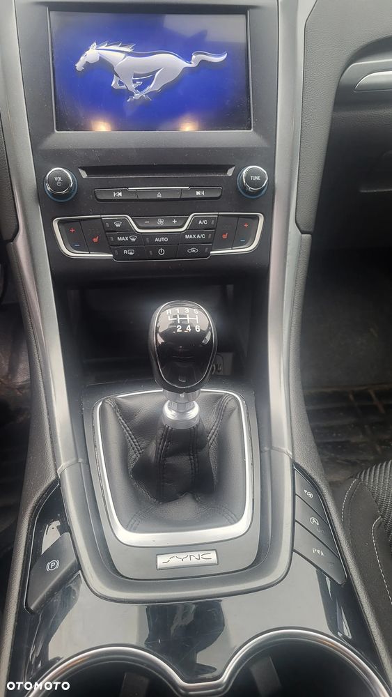 Ford Mondeo 2.0 TDCi ECOnetic Titanium - 28