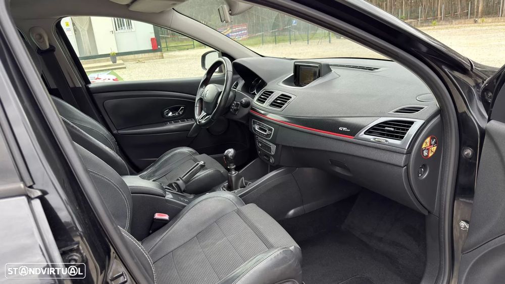 Renault Mégane Sport Tourer 1.5 dCi GT Line SS - 34