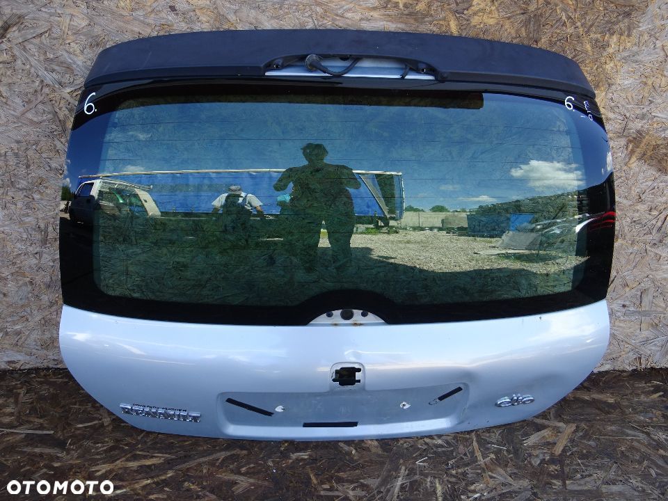 KLAPA TYLNA BAGAŻNIKA RENAULT CLIO II HB 3D LAK:MV632 NR6