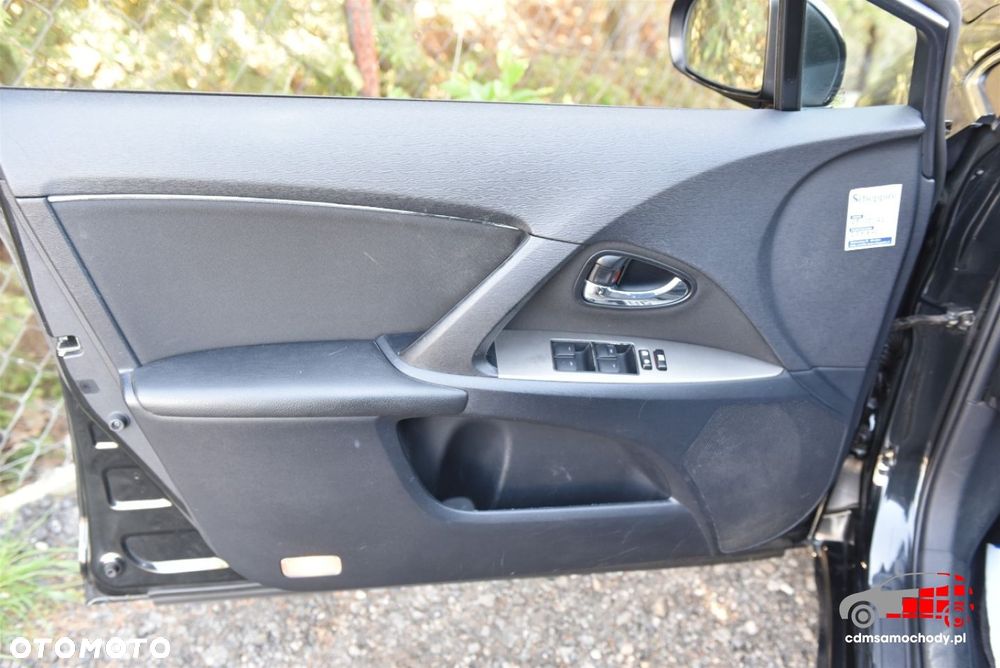 Toyota Avensis 1.8 Business Edition - 11