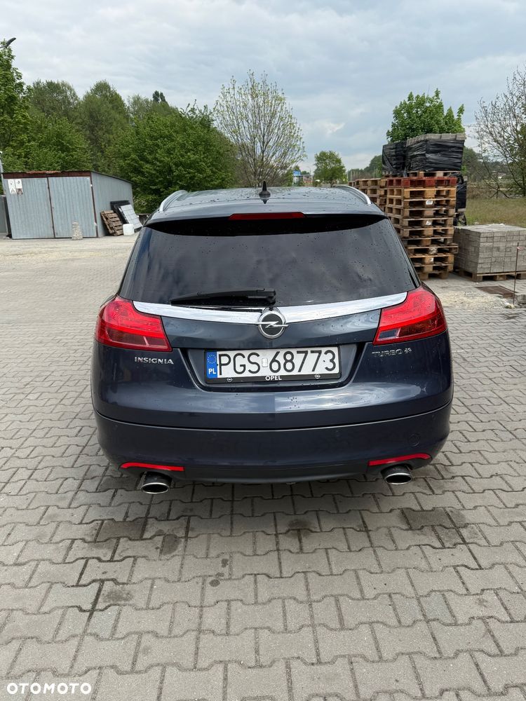 Opel Insignia 2.0 T Cosmo 4x4 - 2