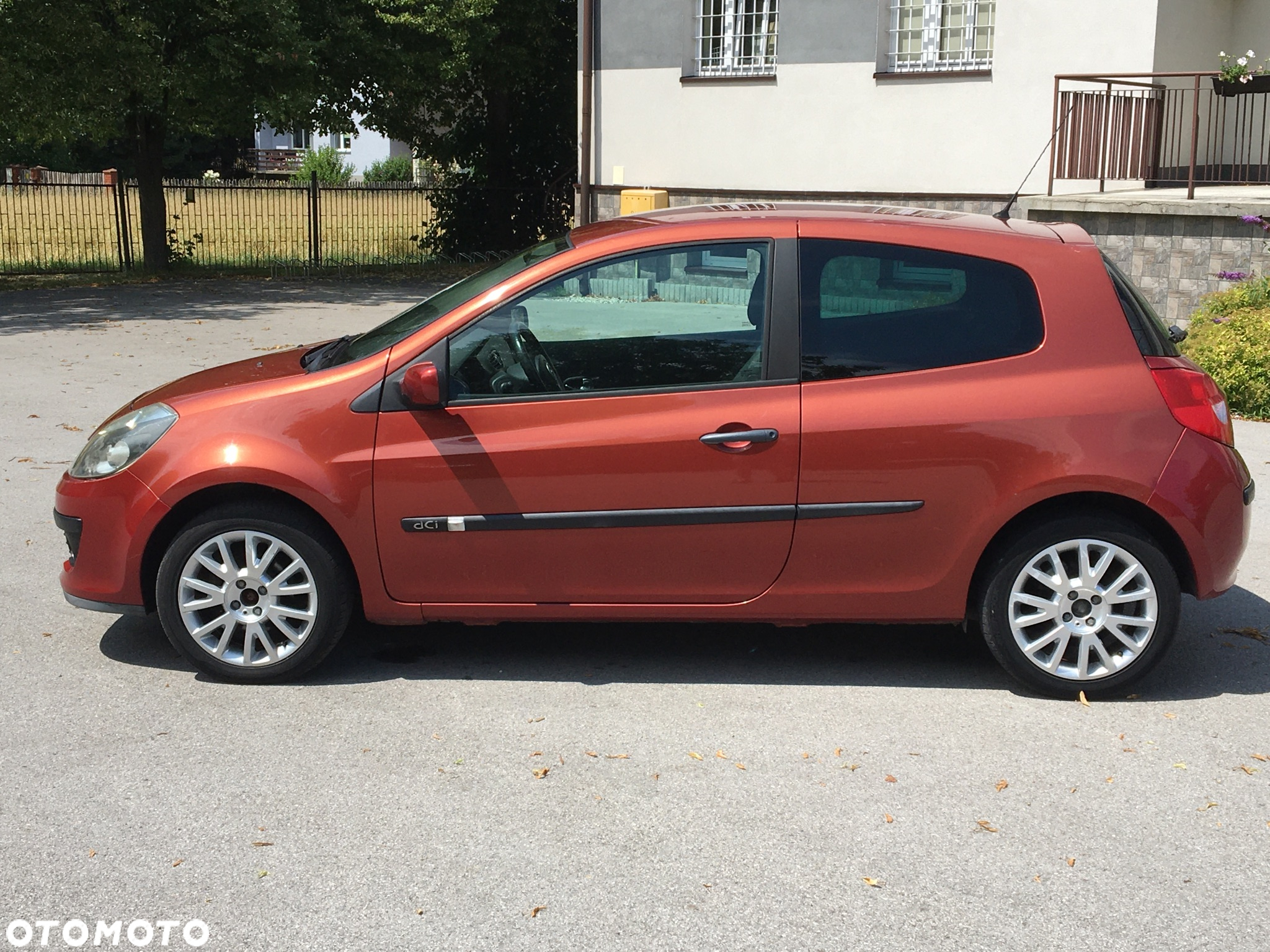 Renault Clio 1.5 dCi FAP Privilege - 5