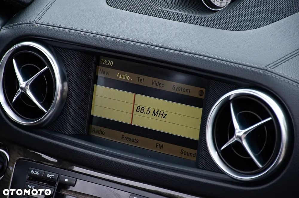 Mercedes-Benz SL - 28