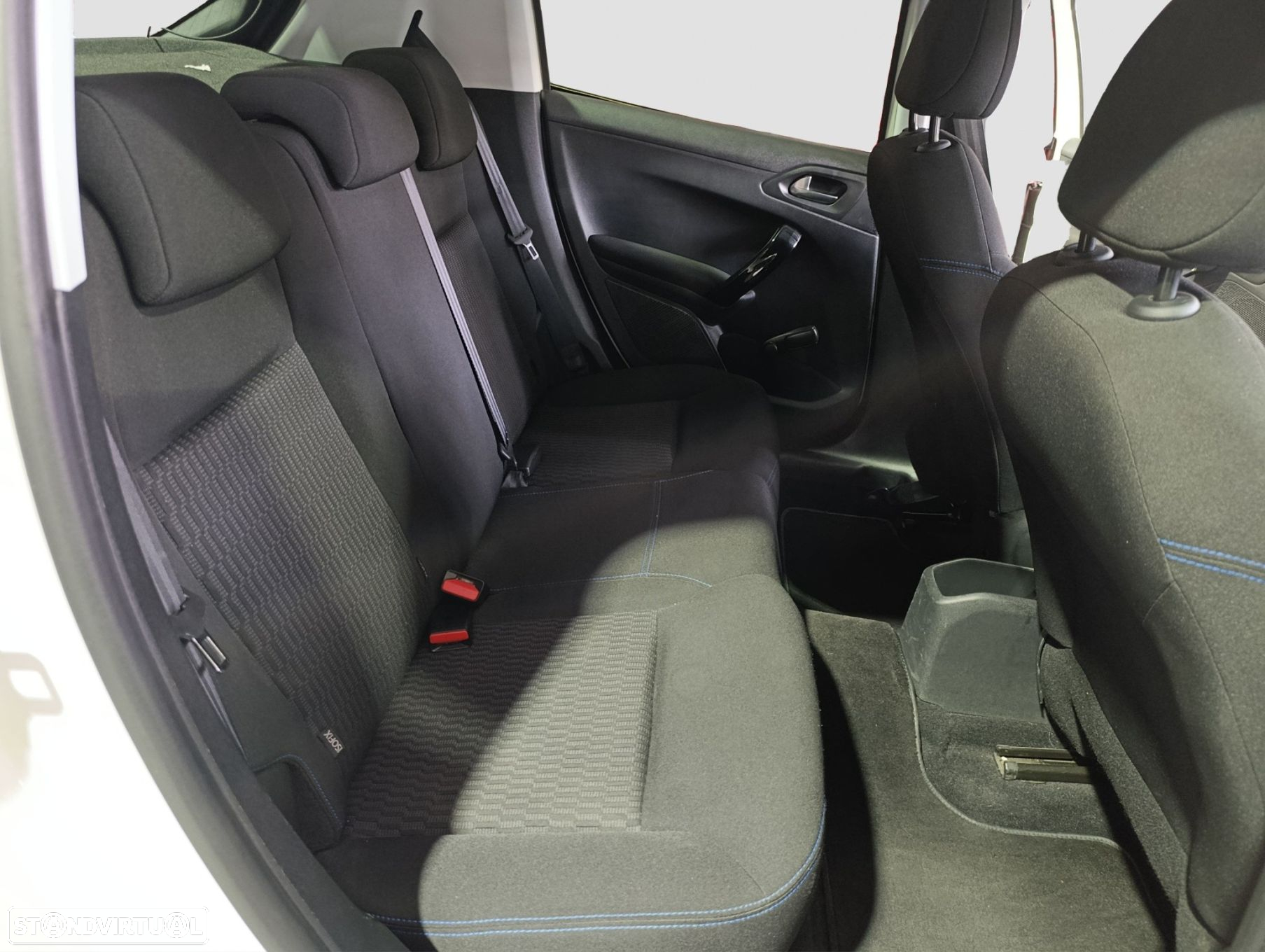 Peugeot 208 1.2 PureTech Style - 14