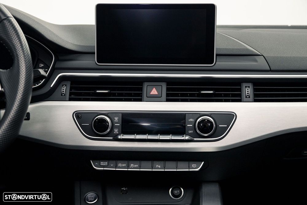 Audi A5 Cabrio 40 TFSI S tronic S line - 22