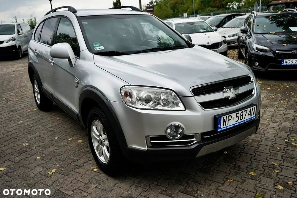 Chevrolet Captiva 2.0 d LS - 10