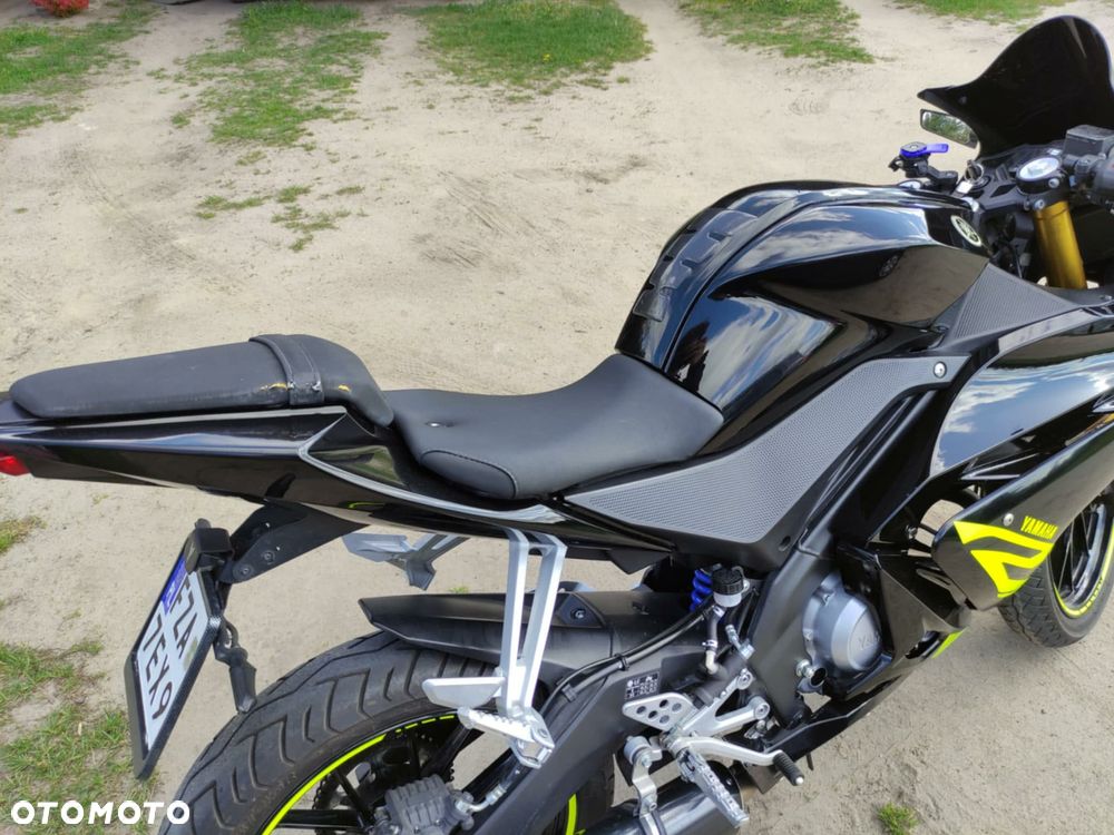 Yamaha YZF - 6