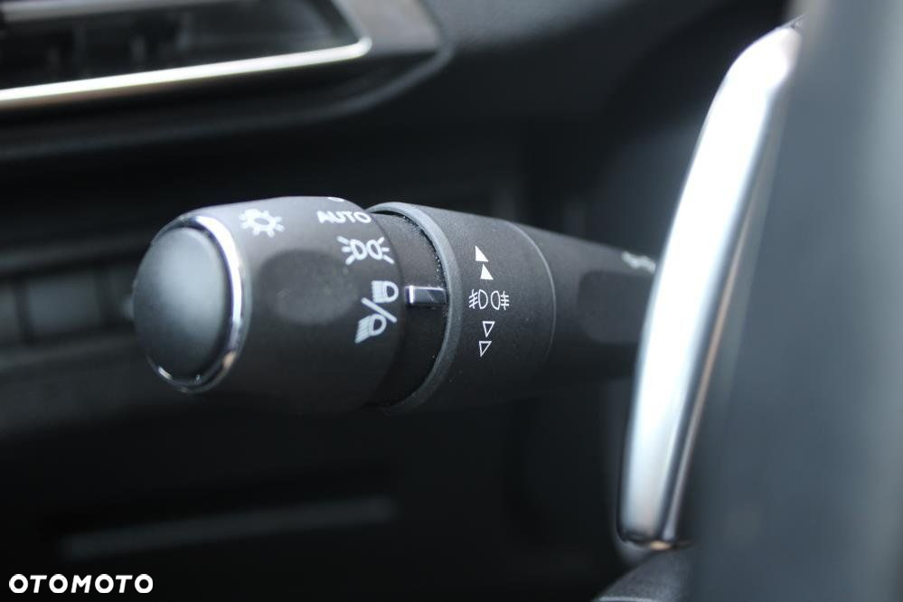 Peugeot 5008 - 30